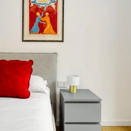 Domusmi Petrella 4 Lägenhet Milano