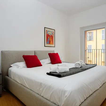 Domusmi Petrella 4 Milan