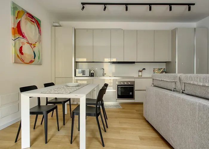 Domusmi Petrella 4 * 밀라노